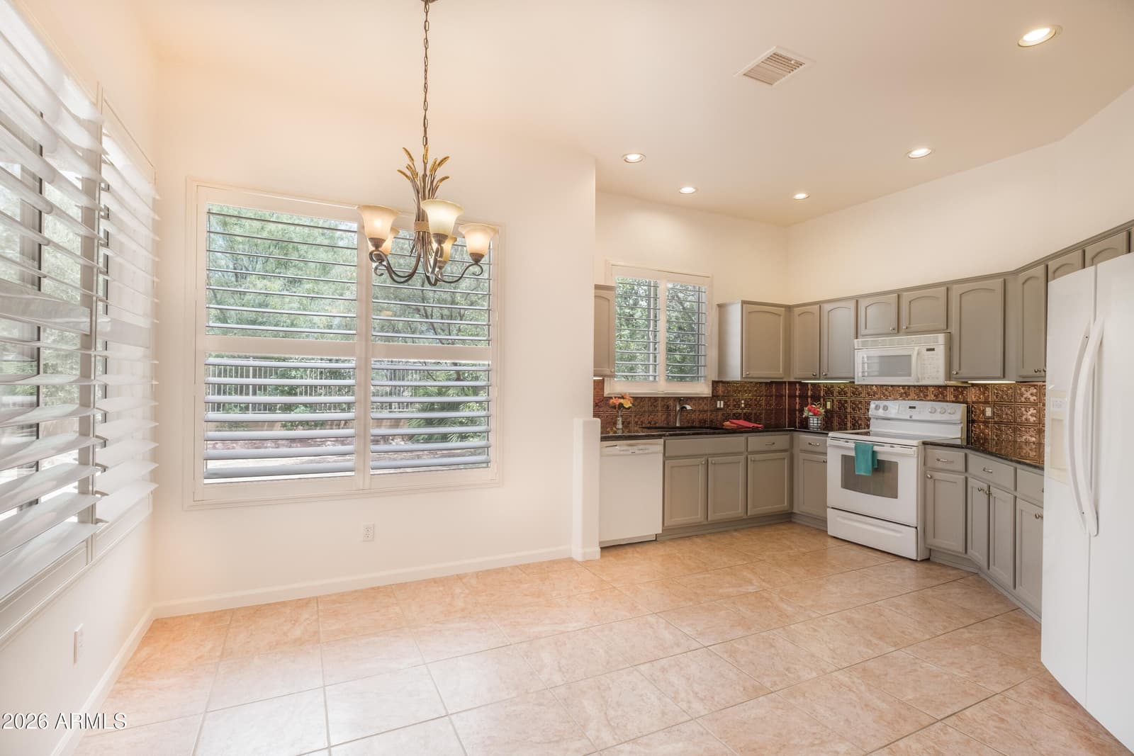 493 S VALLE ESCONDIDO, Cornville, AZ 86325 — photo 15 of 36