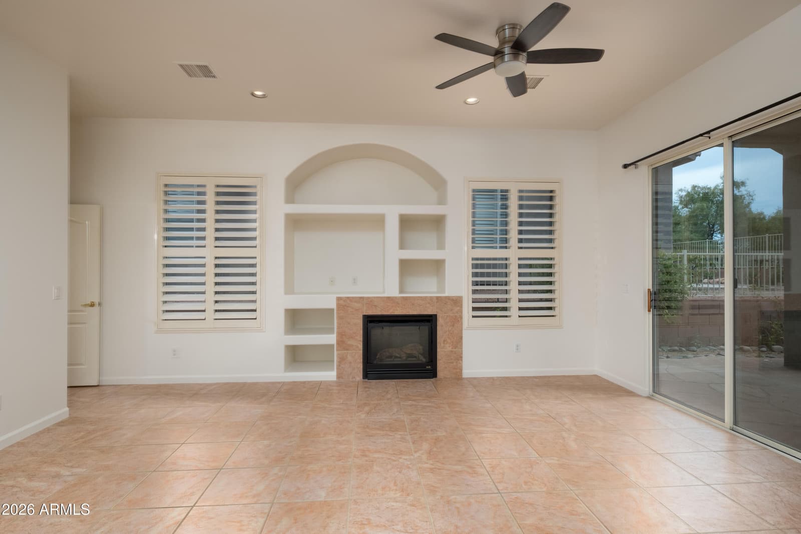 493 S VALLE ESCONDIDO, Cornville, AZ 86325 — photo 13 of 36