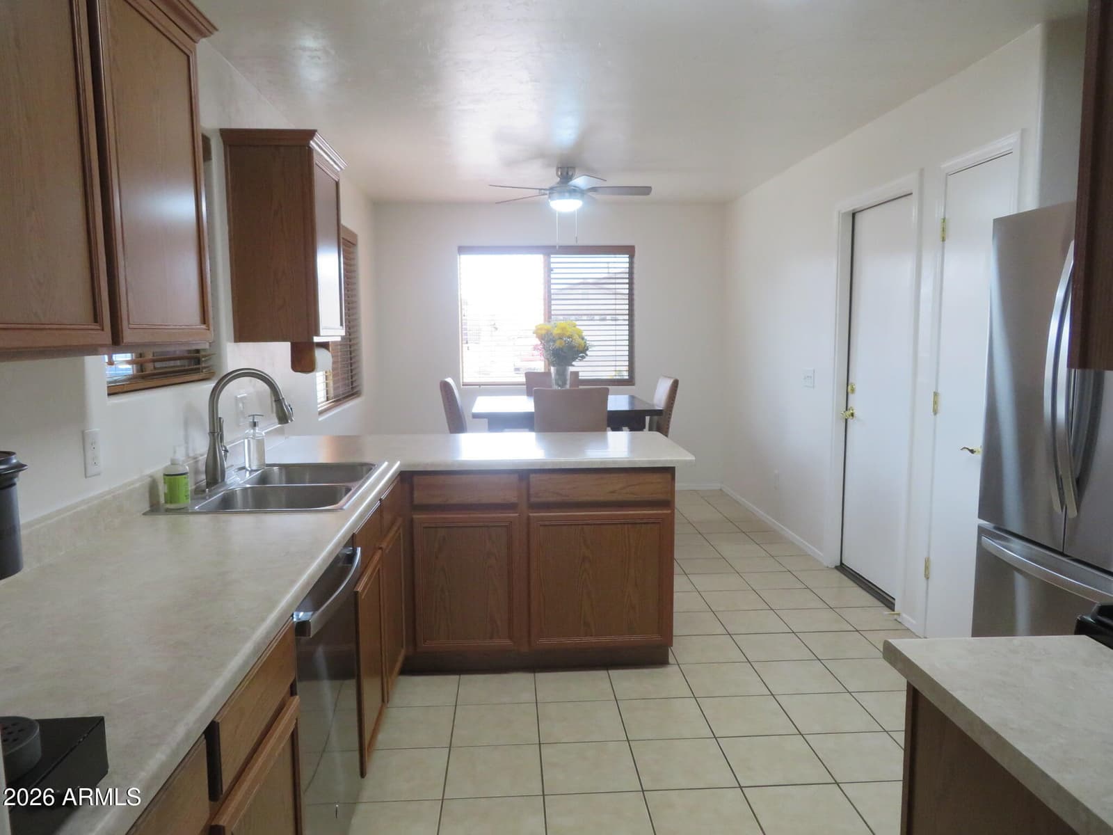 2412 COPPER SKY Drive, Sierra Vista, AZ 85635 — photo 9 of 32