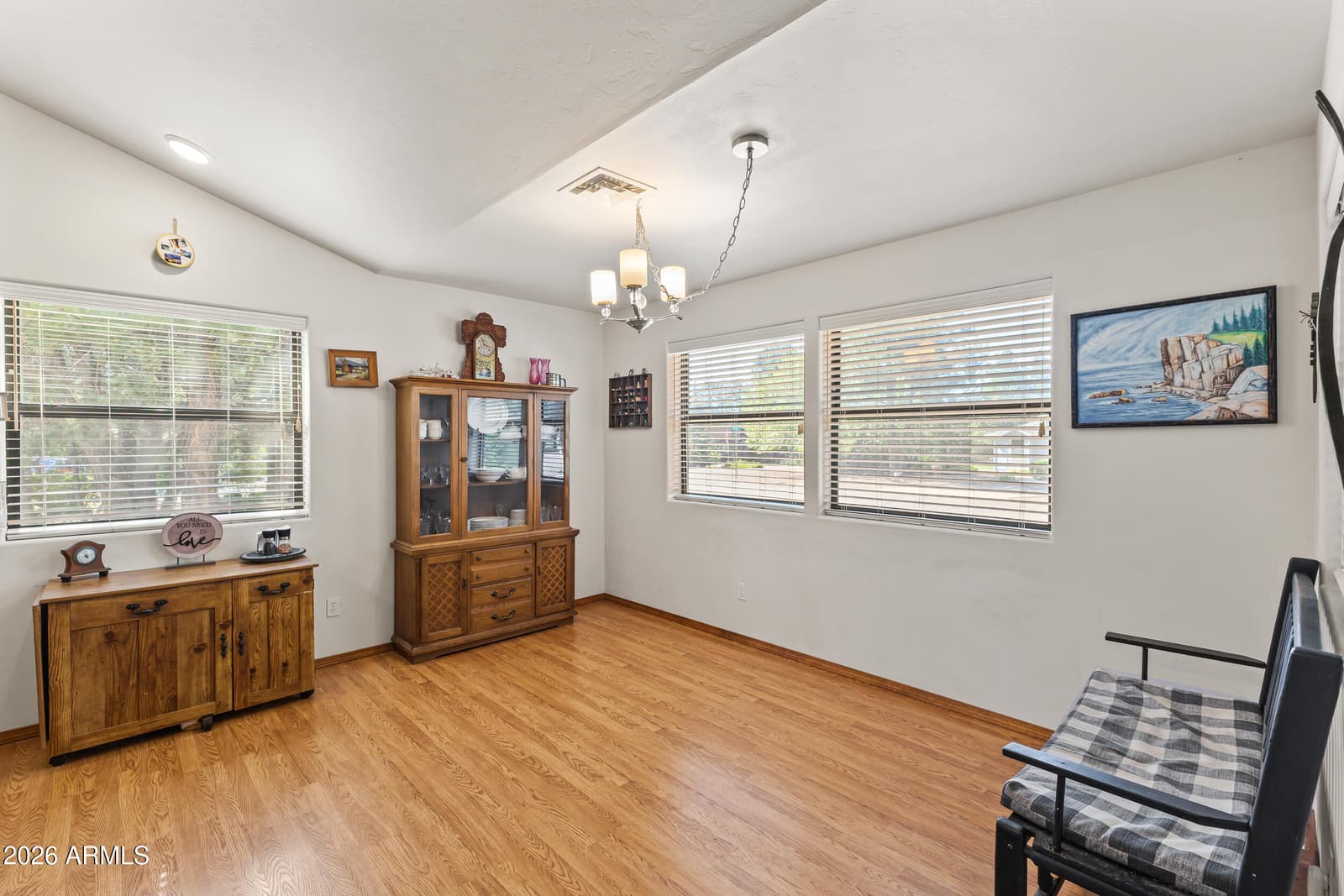 3160 E Larson Way, Show Low, AZ 85901 — photo 11 of 35