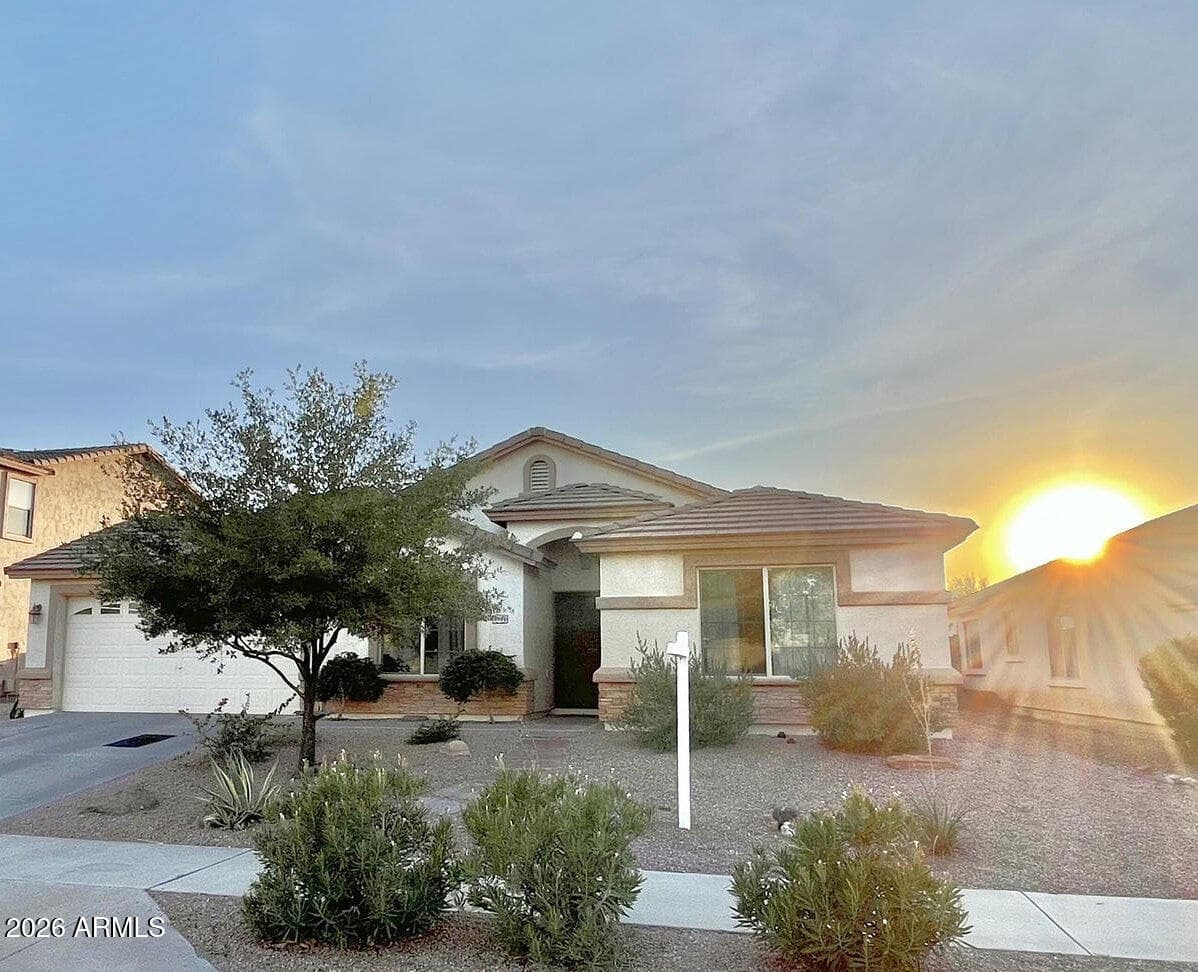 6914 S 22nd Lane, Phoenix, AZ 85041 — photo 1 of 33