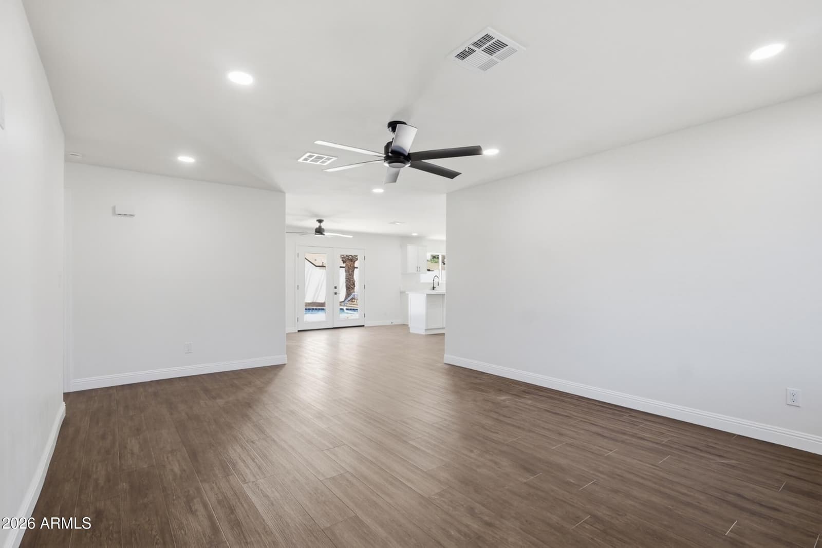 3518 E Angela Drive, Phoenix, AZ 85032 — photo 8 of 28