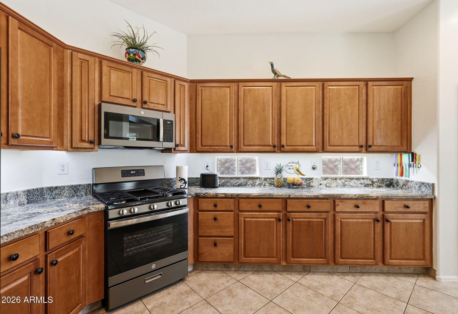 41812 N IRON HORSE Court, Anthem, AZ 85086 — photo 13 of 42