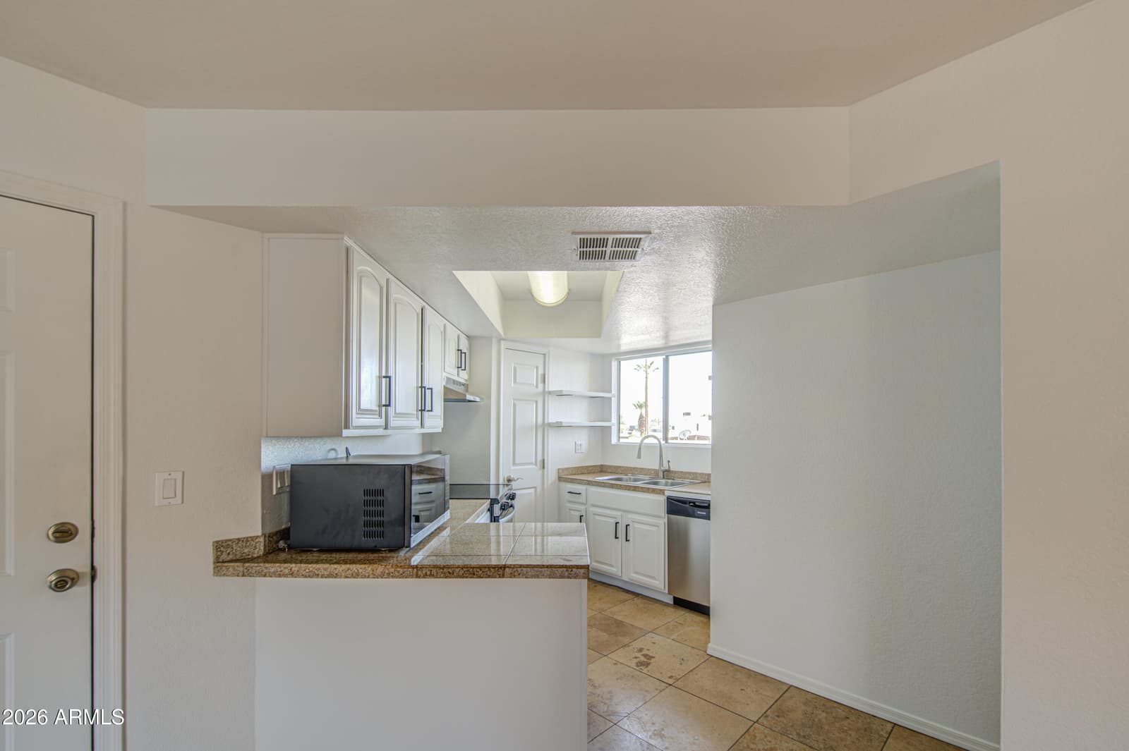 2228 N 52ND Street 241, Phoenix, AZ 85008 — photo 4 of 16