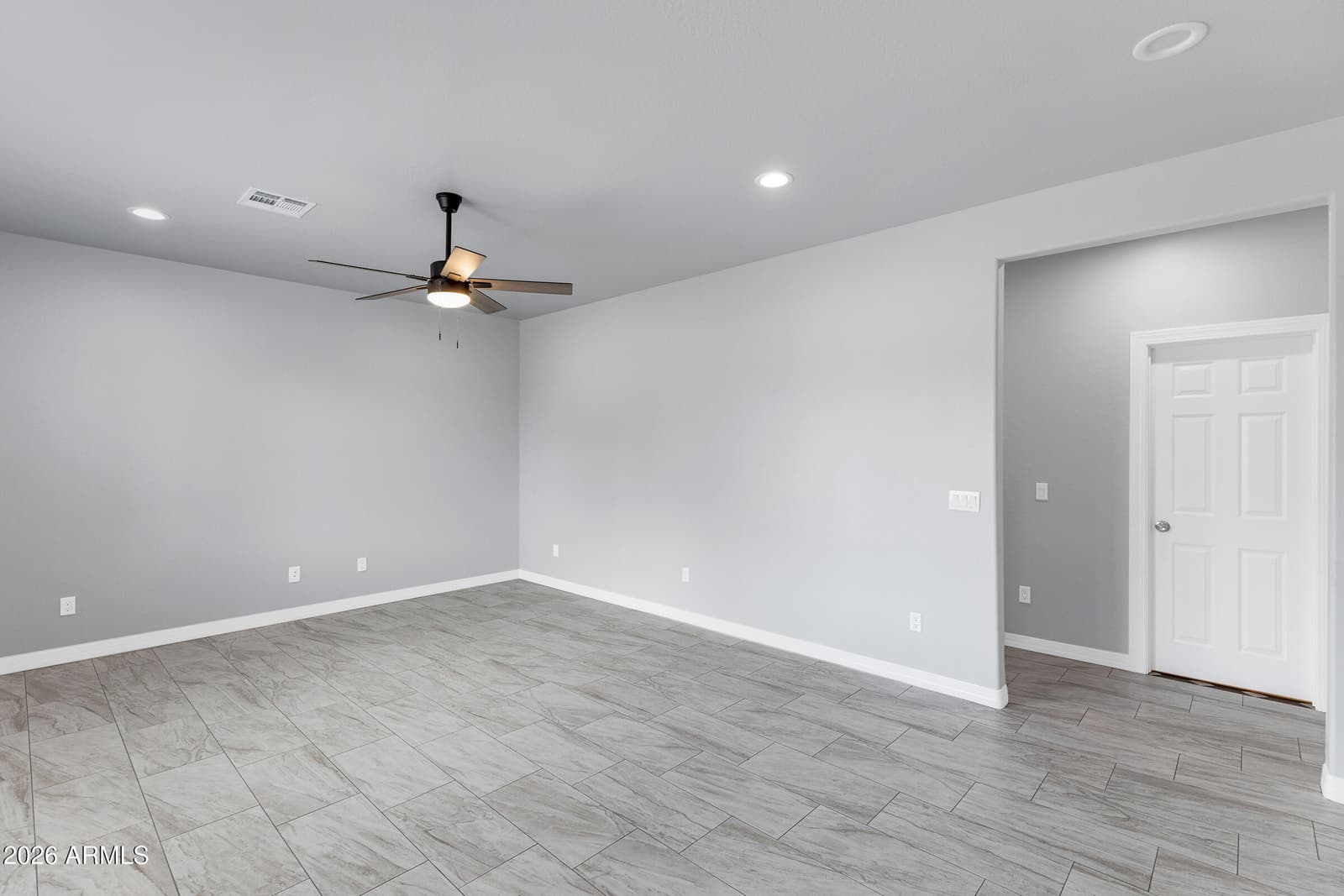 11510 E VINE Avenue, Mesa, AZ 85208 — photo 11 of 27