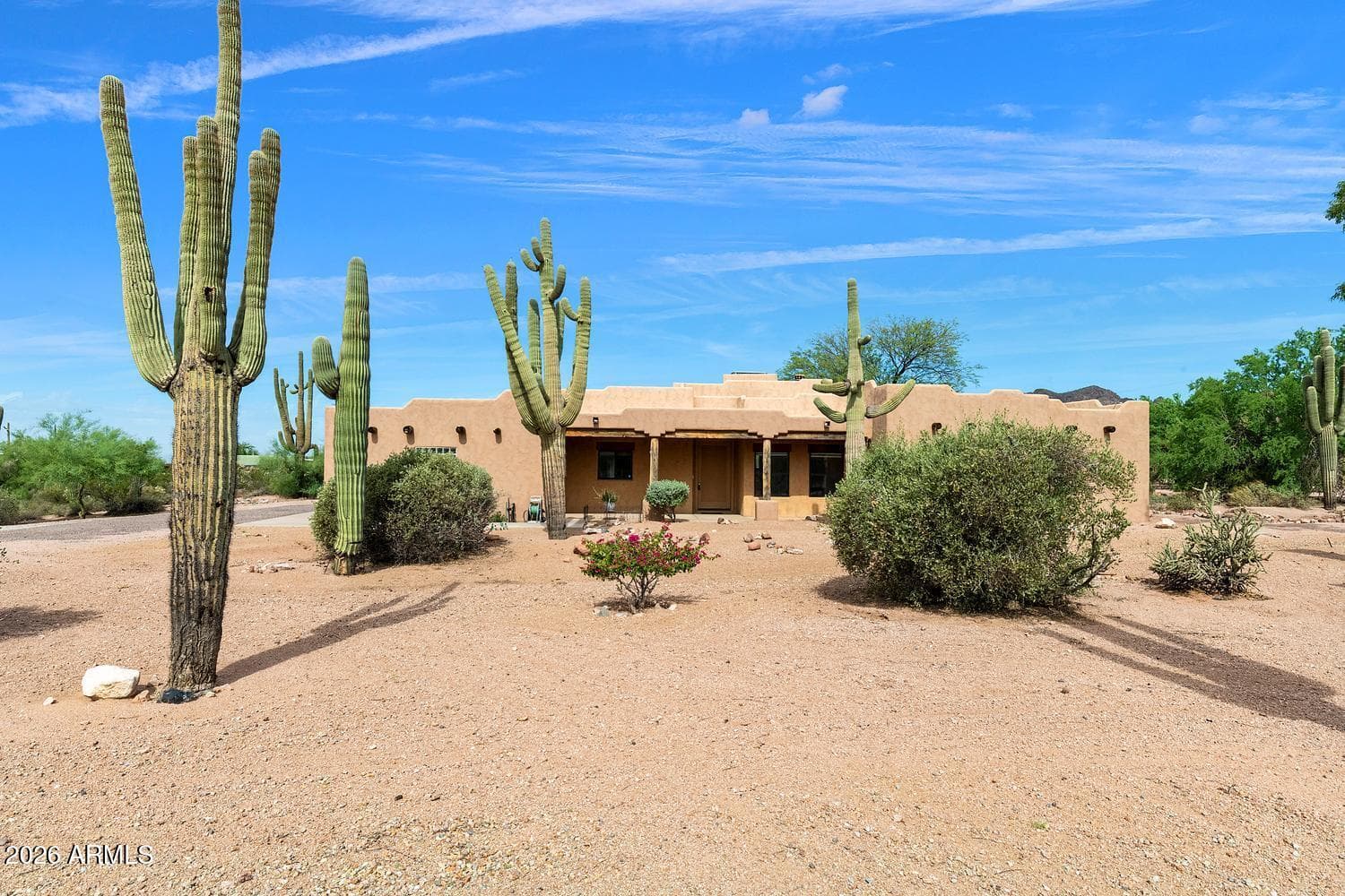 4750 N CACTUS Road, Apache Junction, AZ 85119 — photo 1 of 47