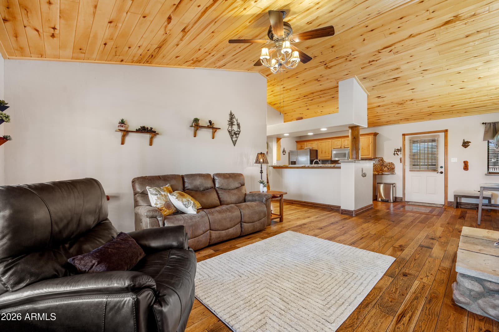 2715 HIGH PINE Loop, Overgaard, AZ 85933 — photo 8 of 50