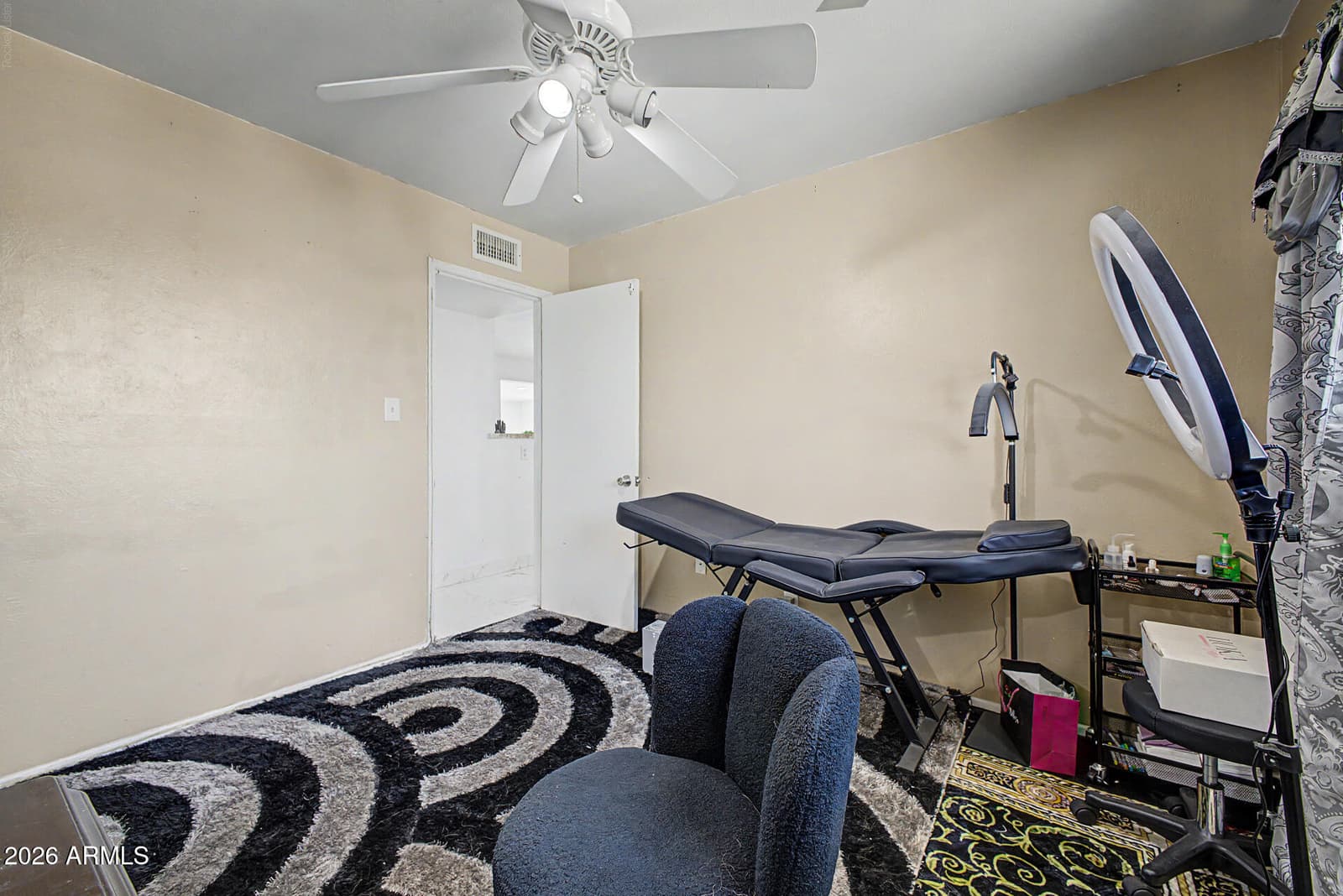 3916 W NORTHERN Avenue, Phoenix, AZ 85051 — photo 20 of 34