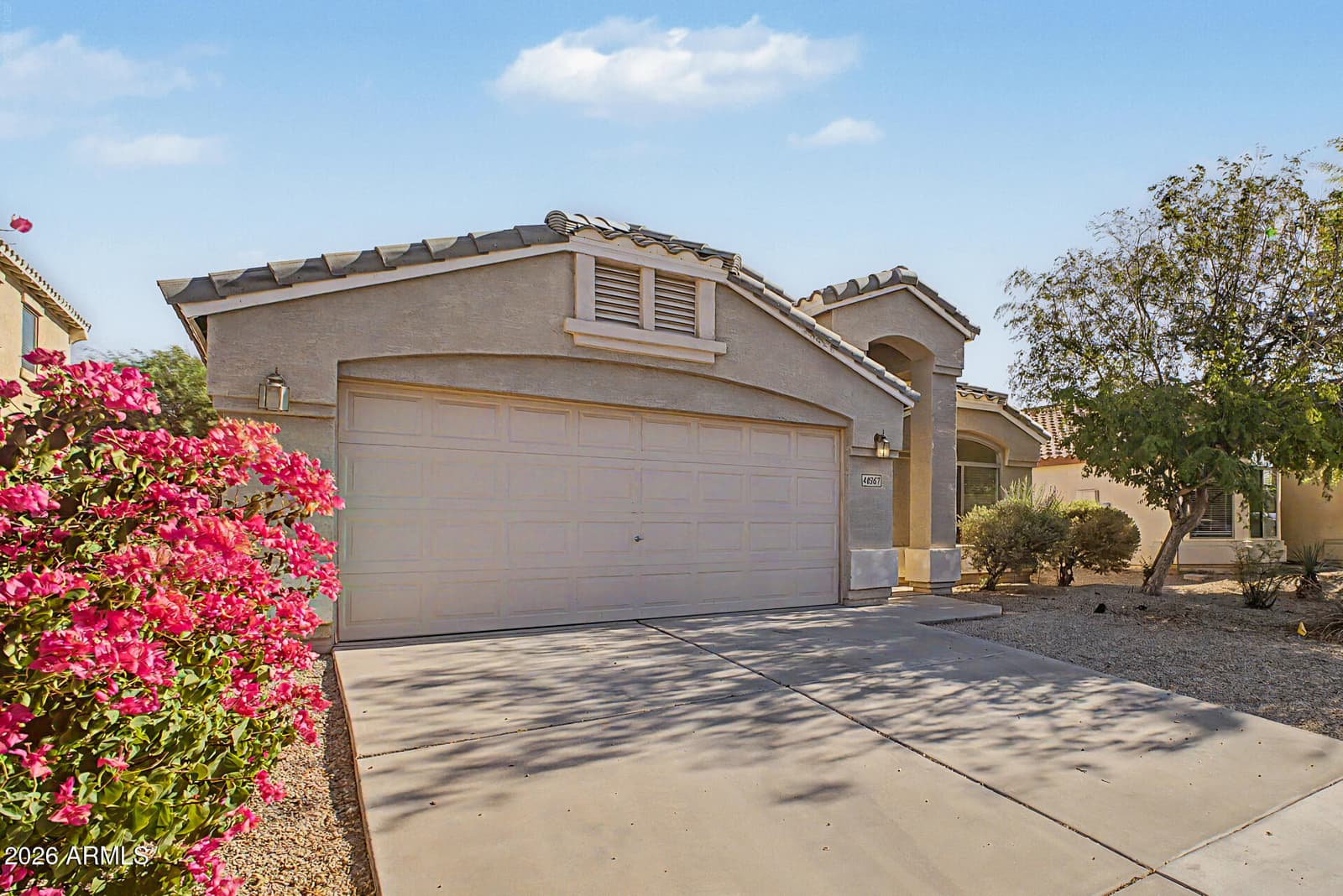 40367 W ROBBINS Drive, Maricopa, AZ 85138 — photo 4 of 49