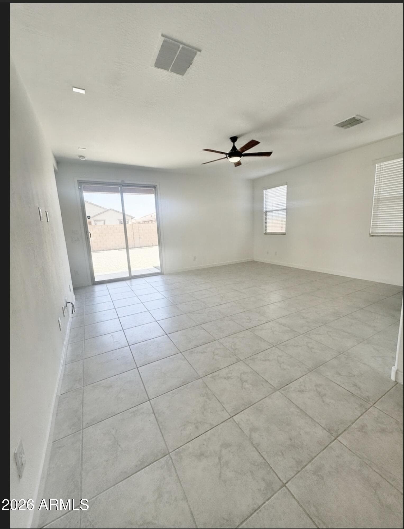 3807 S 65TH Avenue, Phoenix, AZ 85043 — photo 7 of 40