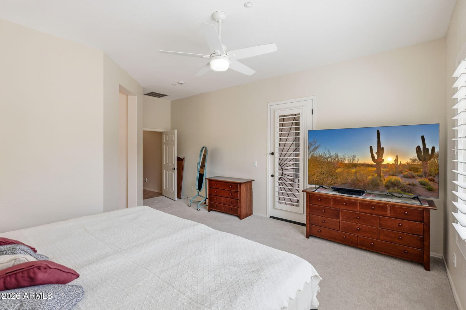 41812 N IRON HORSE Court, Anthem, AZ 85086 — photo 23 of 42
