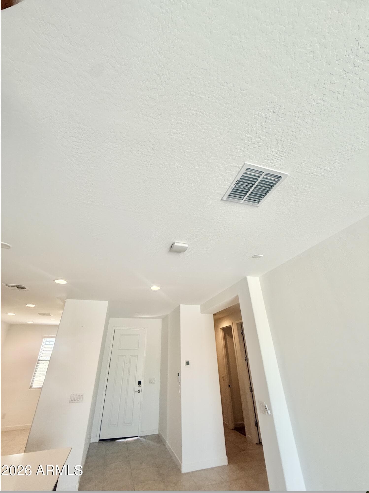 3807 S 65TH Avenue, Phoenix, AZ 85043 — photo 4 of 40