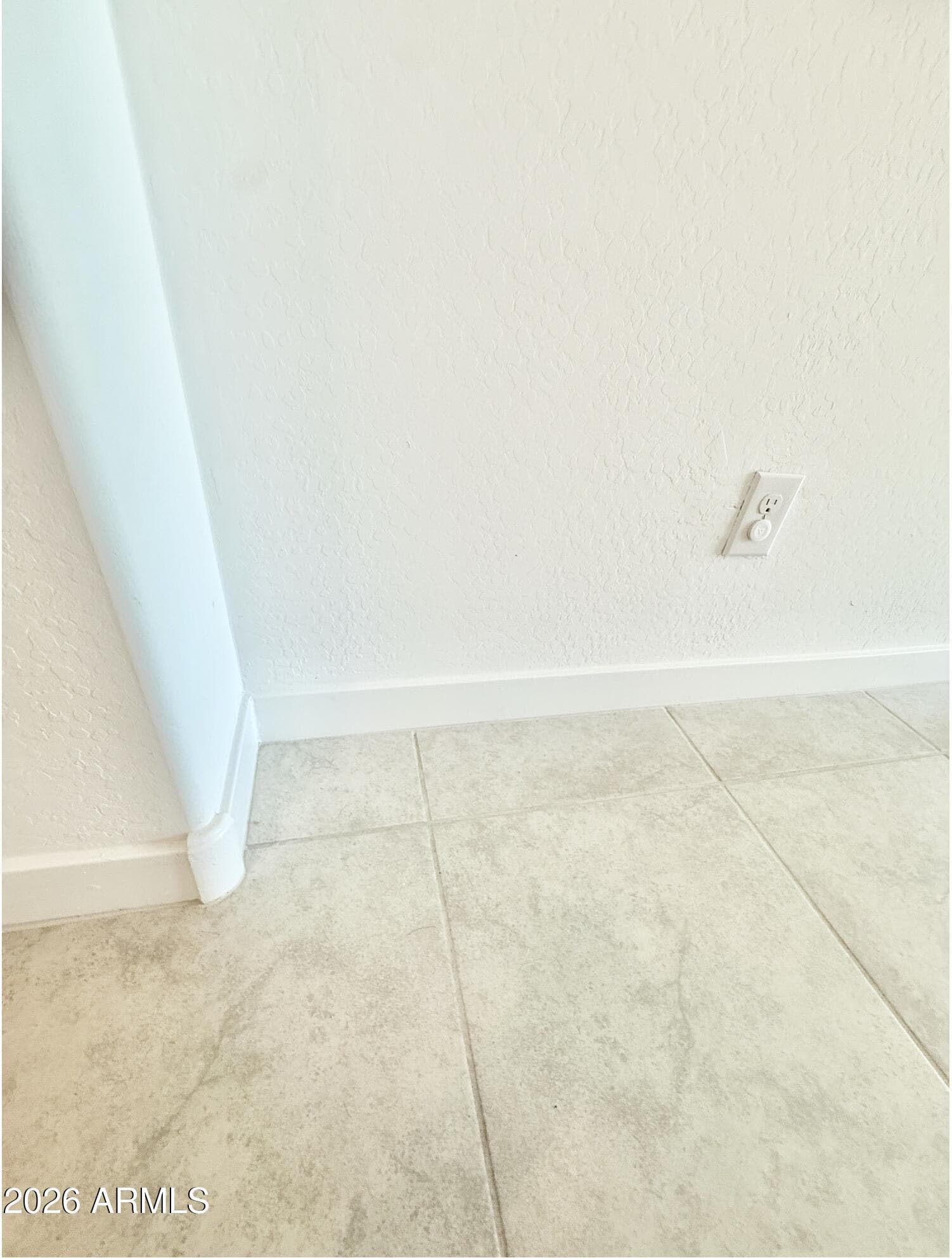 3807 S 65TH Avenue, Phoenix, AZ 85043 — photo 2 of 40