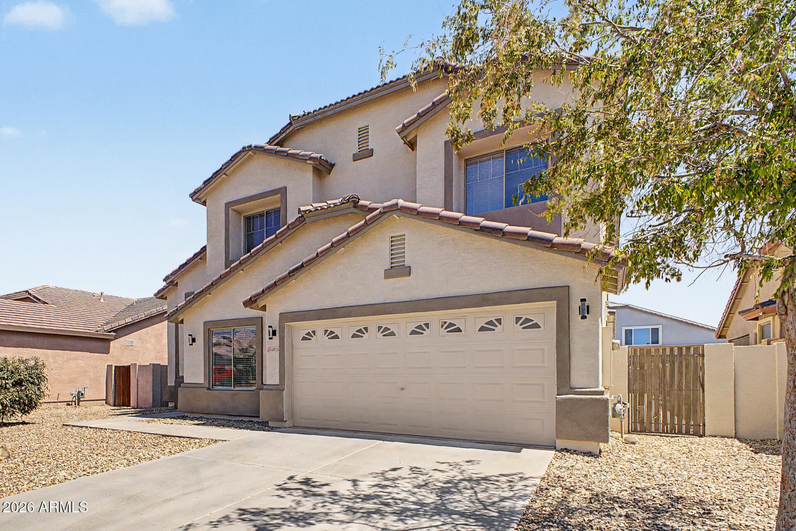 10925 W DAVIS Lane, Avondale, AZ 85323 — photo 6 of 46