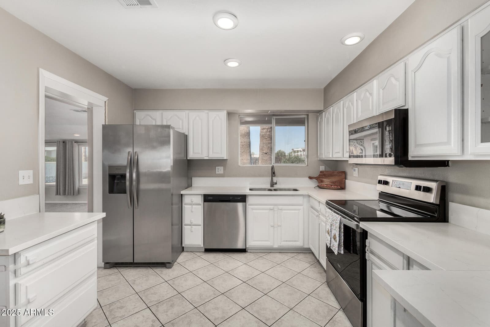 10216 N 110TH Avenue, Sun City, AZ 85351 — photo 11 of 28