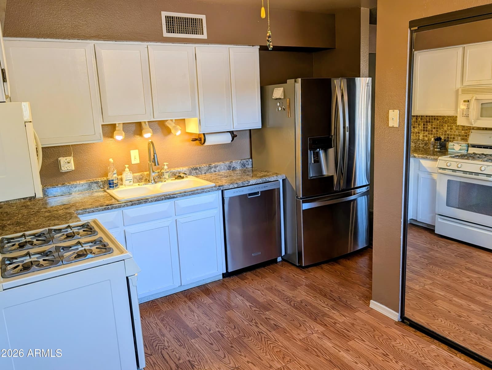 4213 N 73RD Lane, Phoenix, AZ 85033 — photo 12 of 26