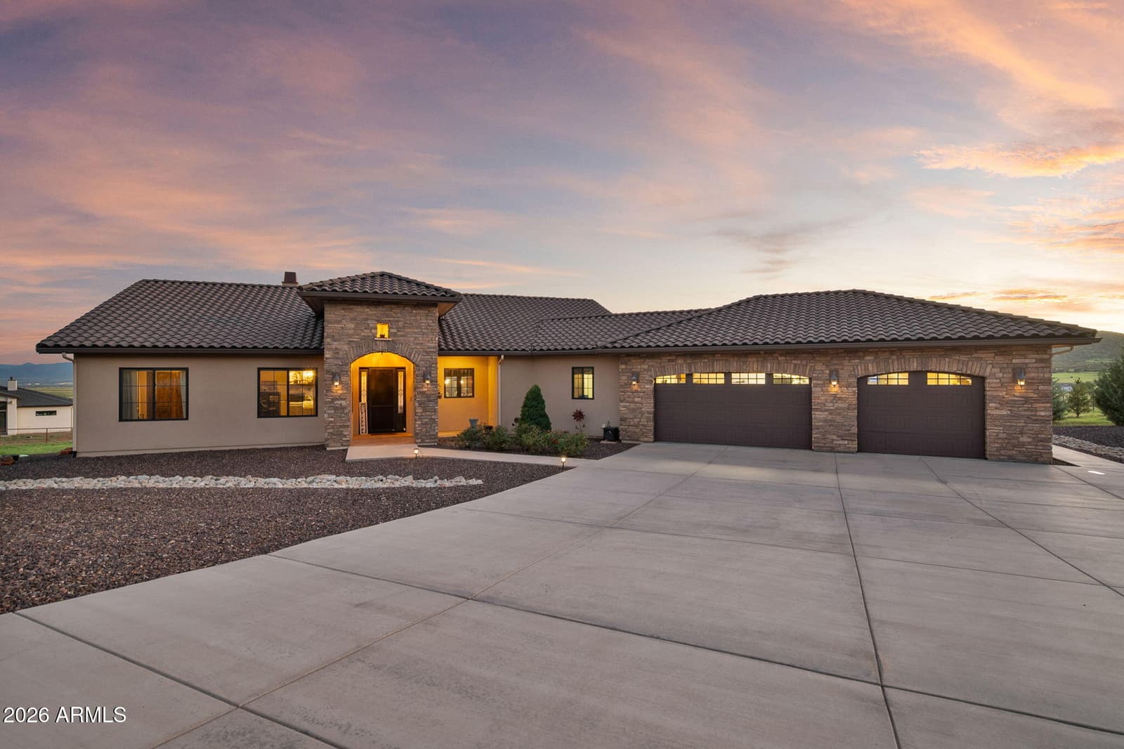 9090 N Concho Street, Prescott Valley, AZ 86315 — photo 4 of 68