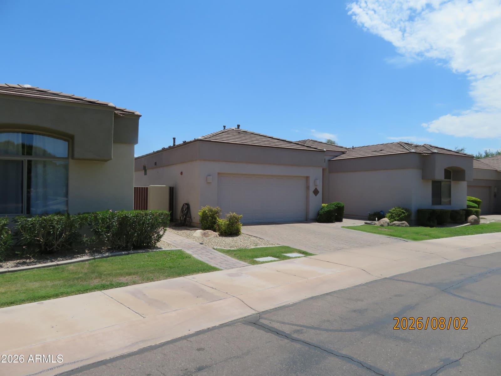 8727 E Tuckey Lane, Scottsdale, AZ 85250 — photo 4 of 11