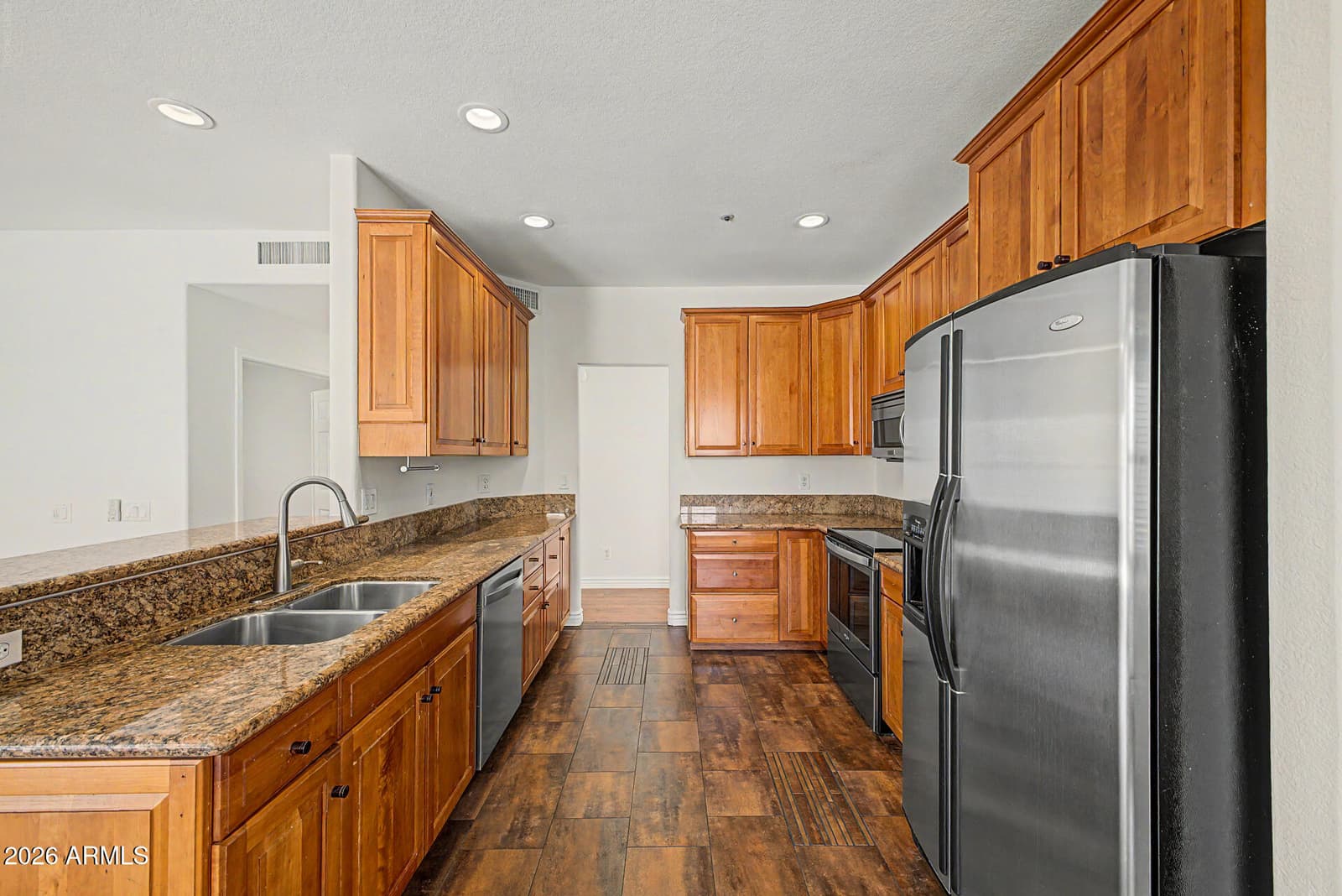 9289 E BLANCHE Drive, Scottsdale, AZ 85260 — photo 12 of 36