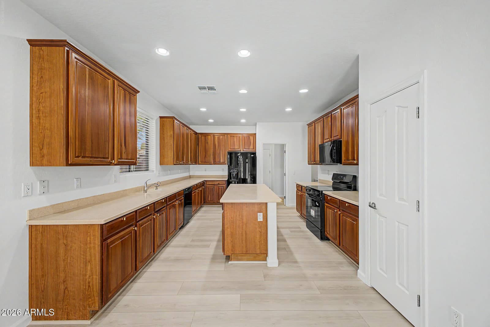 40408 W Art Place, Maricopa, AZ 85138 — photo 16 of 44