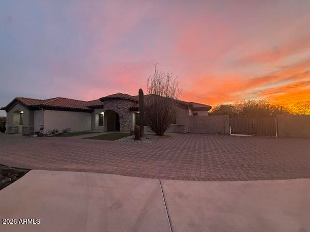 37704 N 9th Street, Phoenix, AZ 85086 — photo 1 of 1
