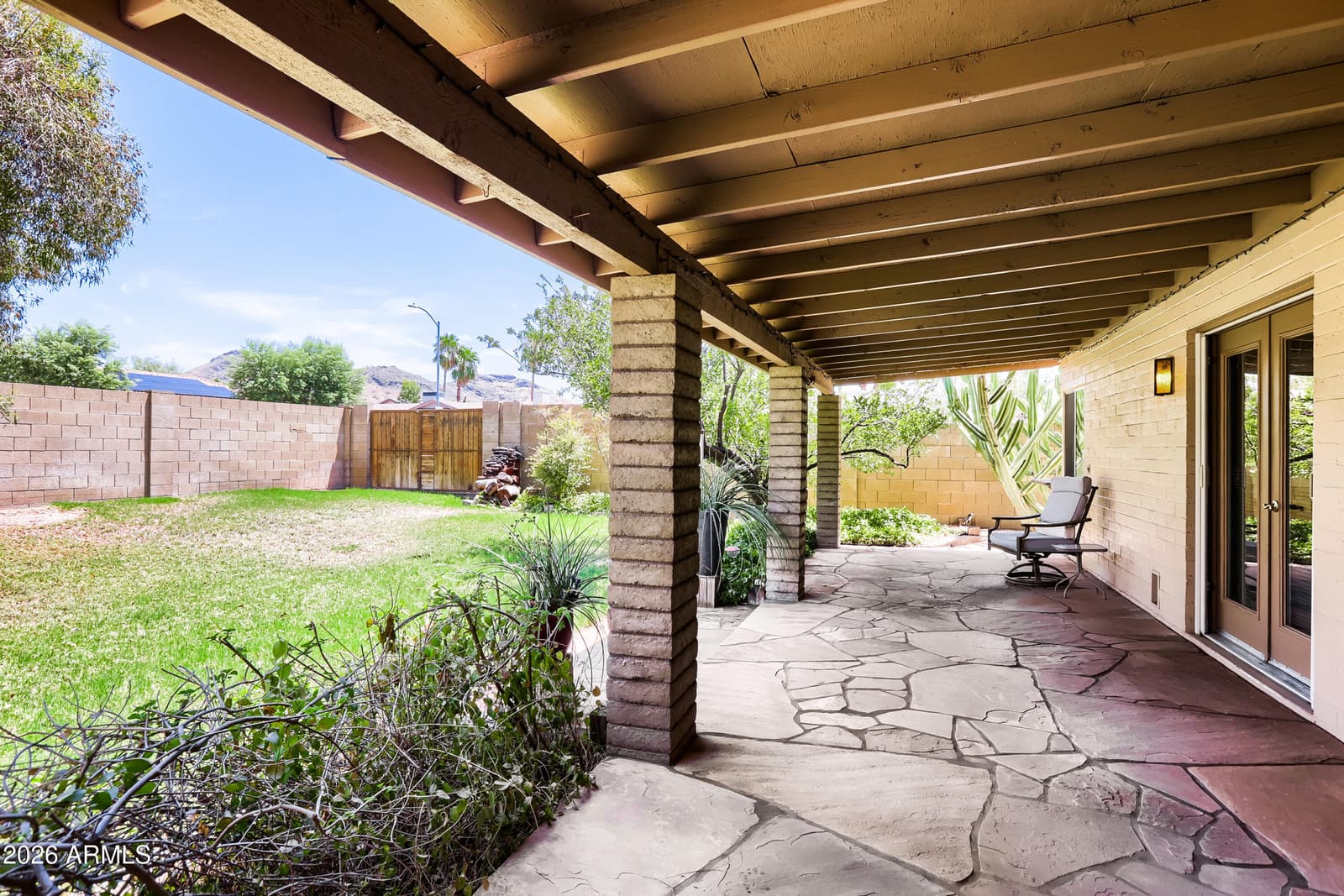 864 E PARADISE Lane, Phoenix, AZ 85022 — photo 2 of 29