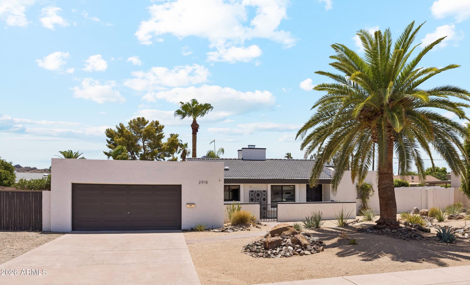 2915 E BERYL Avenue, Phoenix, AZ 85028 — photo 1 of 20