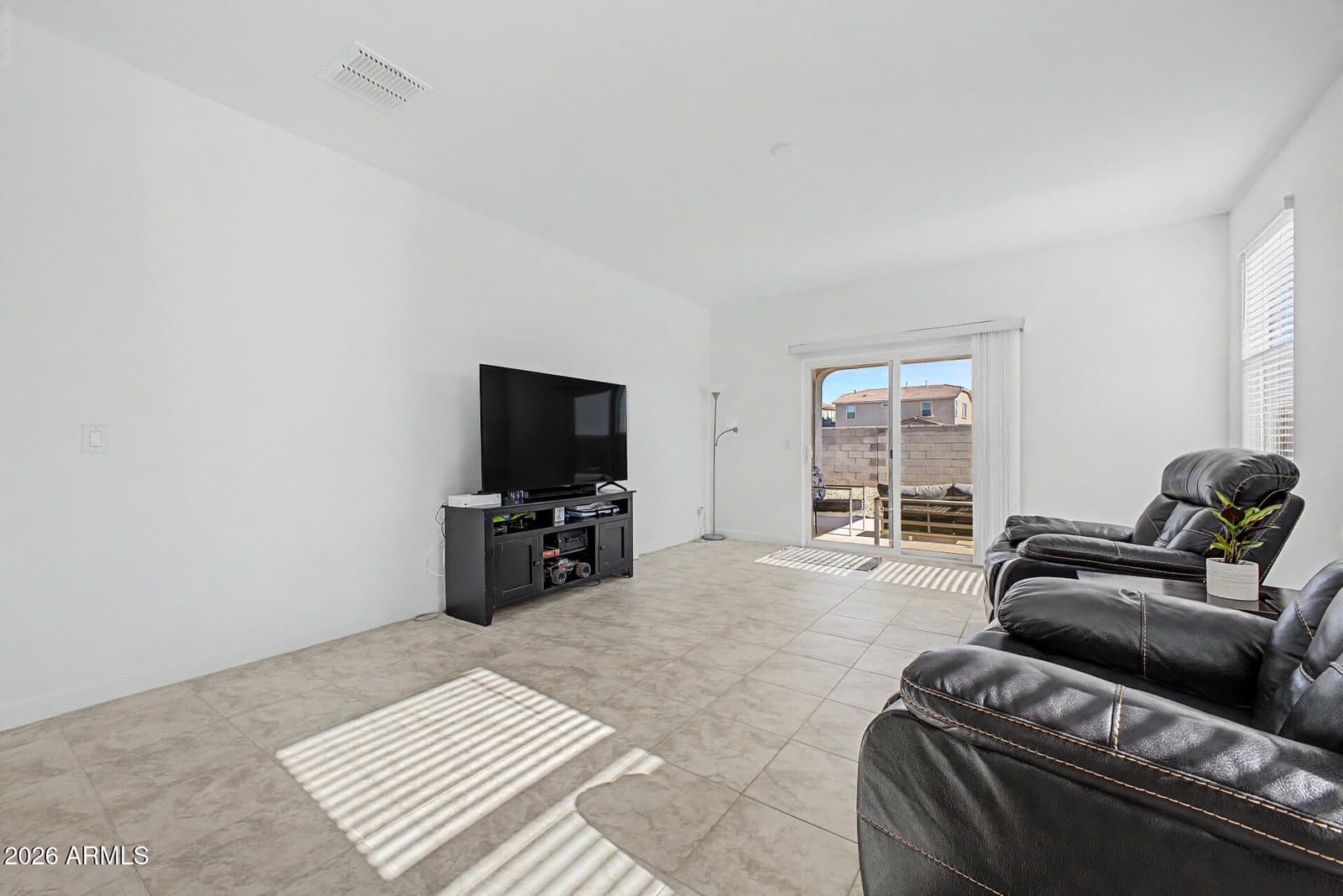 40983 W SUNLAND Drive, Maricopa, AZ 85138 — photo 9 of 38