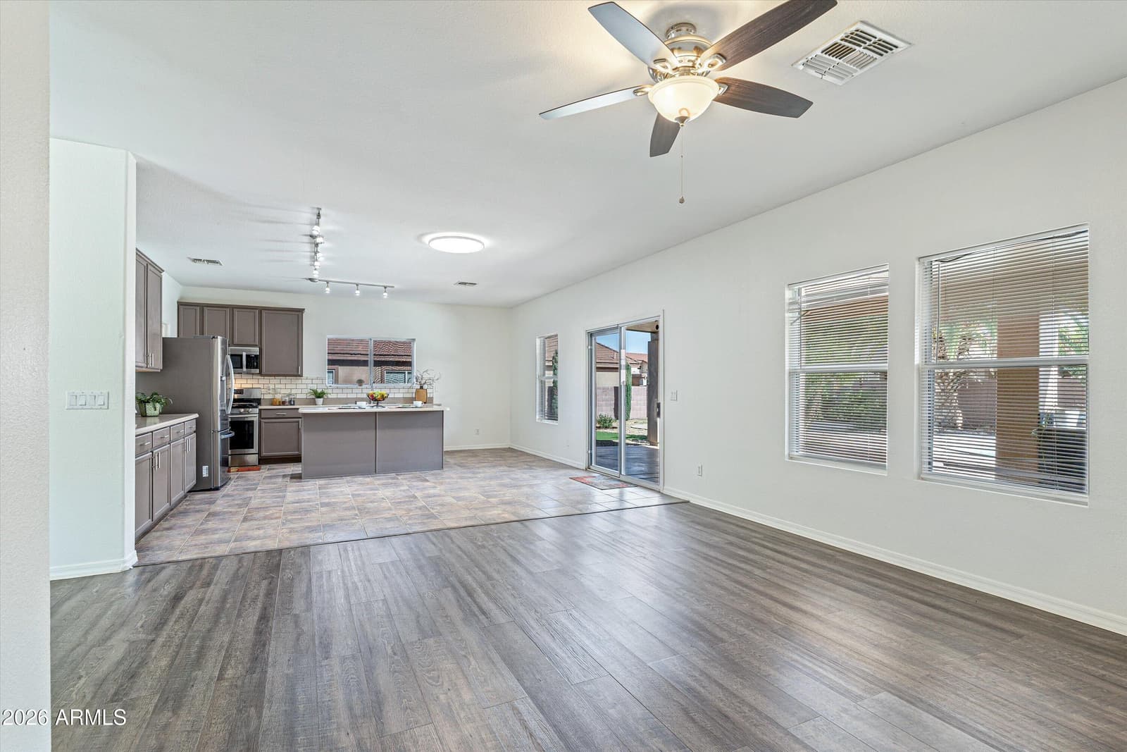 304 E WESTERN HEMLOCK Place, Sahuarita, AZ 85629 — photo 8 of 50