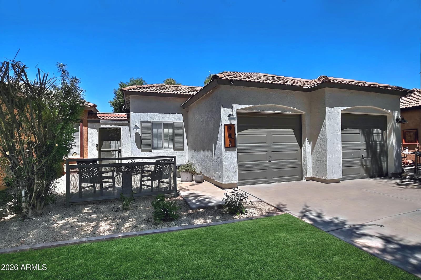 948 S BANNING Street, Gilbert, AZ 85296 — photo 1 of 29