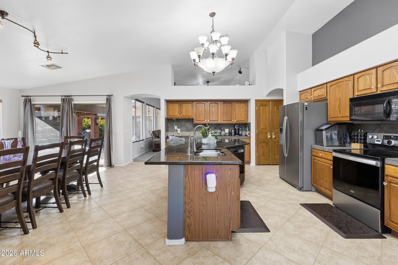 2637 E CARLA VISTA Drive, Gilbert, AZ 85295 — photo 20 of 73