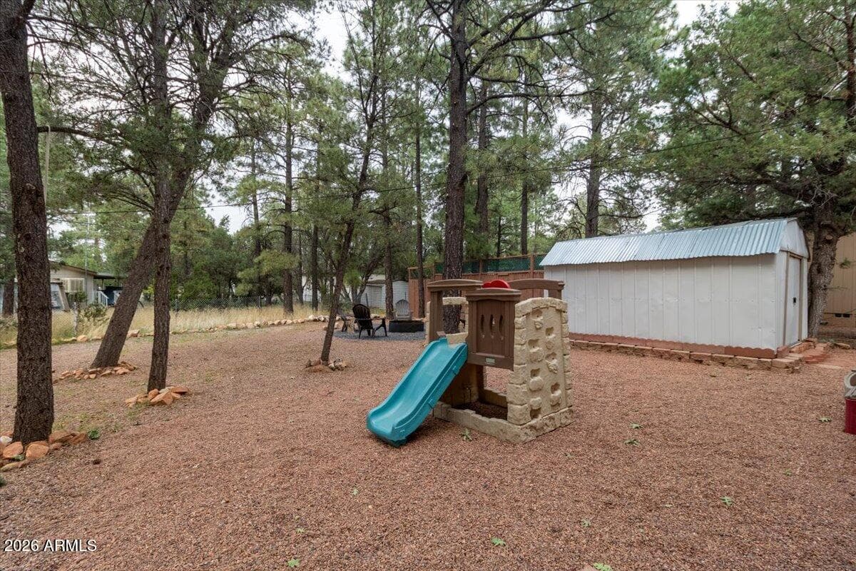 2112 BLUEJAY Road, Overgaard, AZ 85933 — photo 12 of 42