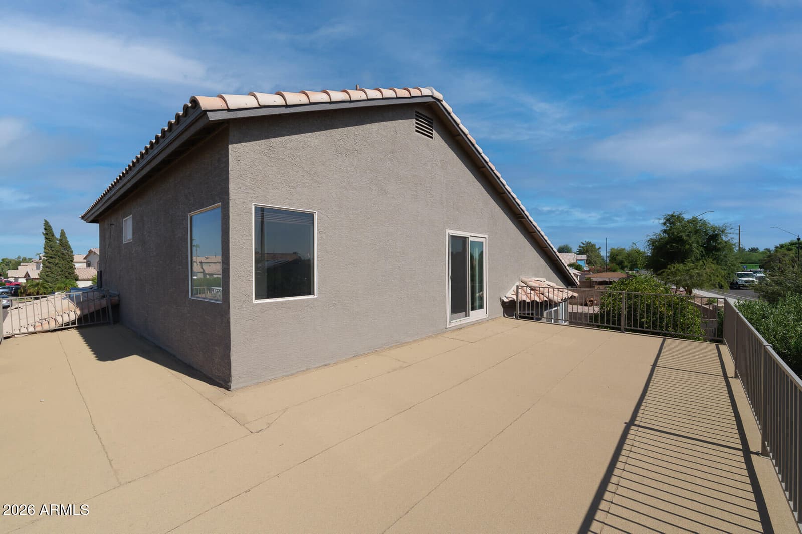 181 S TIAGO Drive, Gilbert, AZ 85233 — photo 37 of 44
