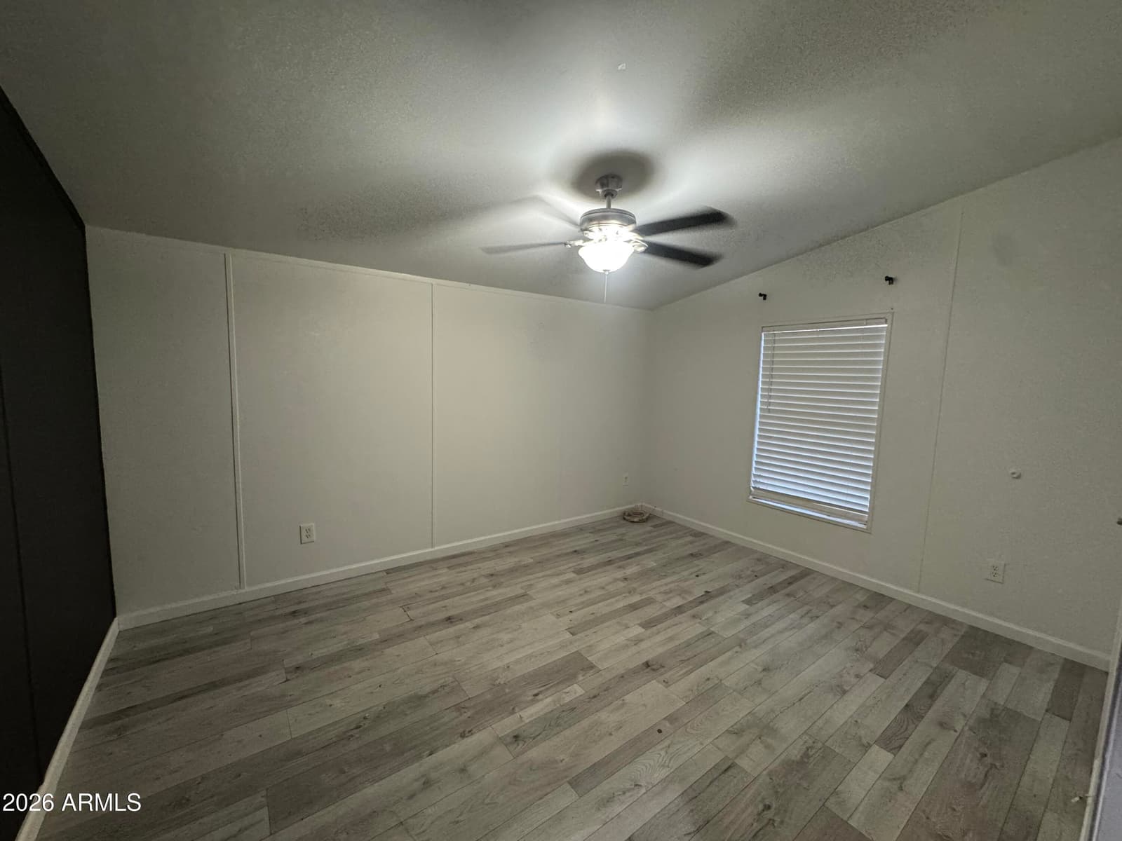 117 E VILLA THERESA Drive, Phoenix, AZ 85022 — photo 12 of 41