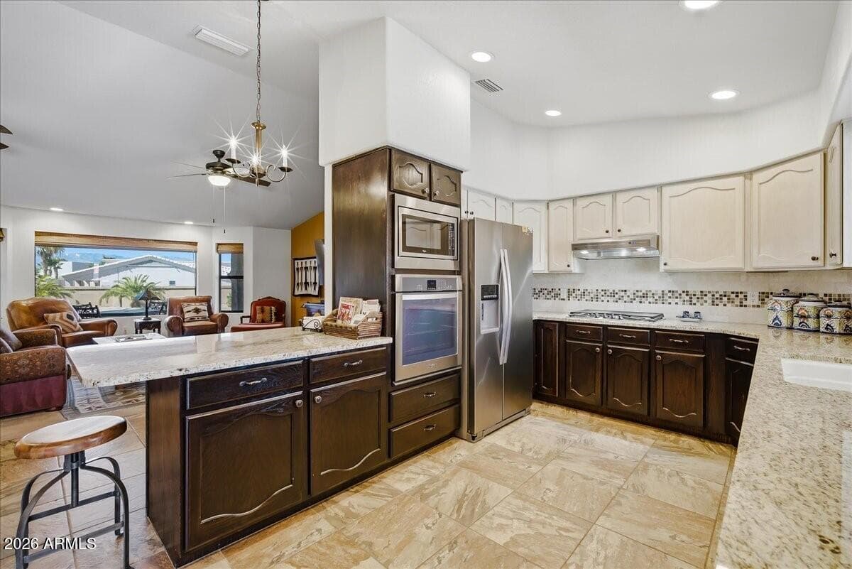 2170 Rudolph Drive, Lake Havasu City, AZ 86406 — photo 14 of 39