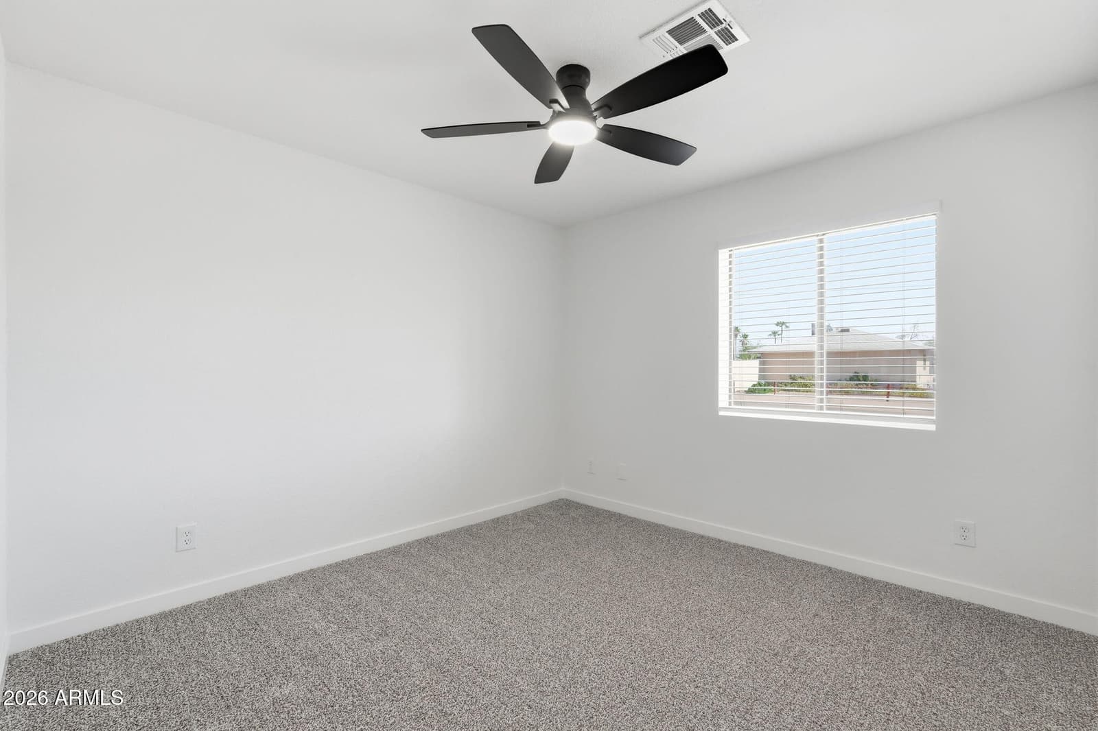 228 W 18TH Avenue, Apache Junction, AZ 85120 — photo 16 of 35