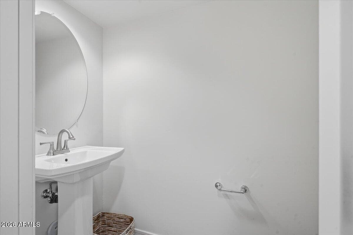 421 W 6TH Street 1008, Tempe, AZ 85281 — photo 31 of 34