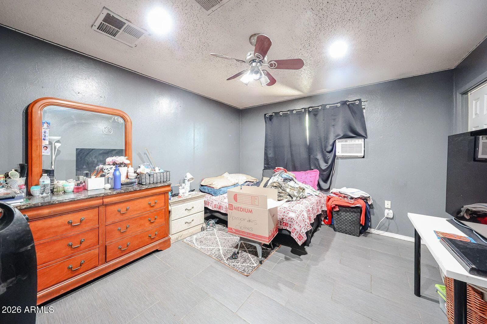 6014 W PINCHOT Avenue, Phoenix, AZ 85033 — photo 11 of 17