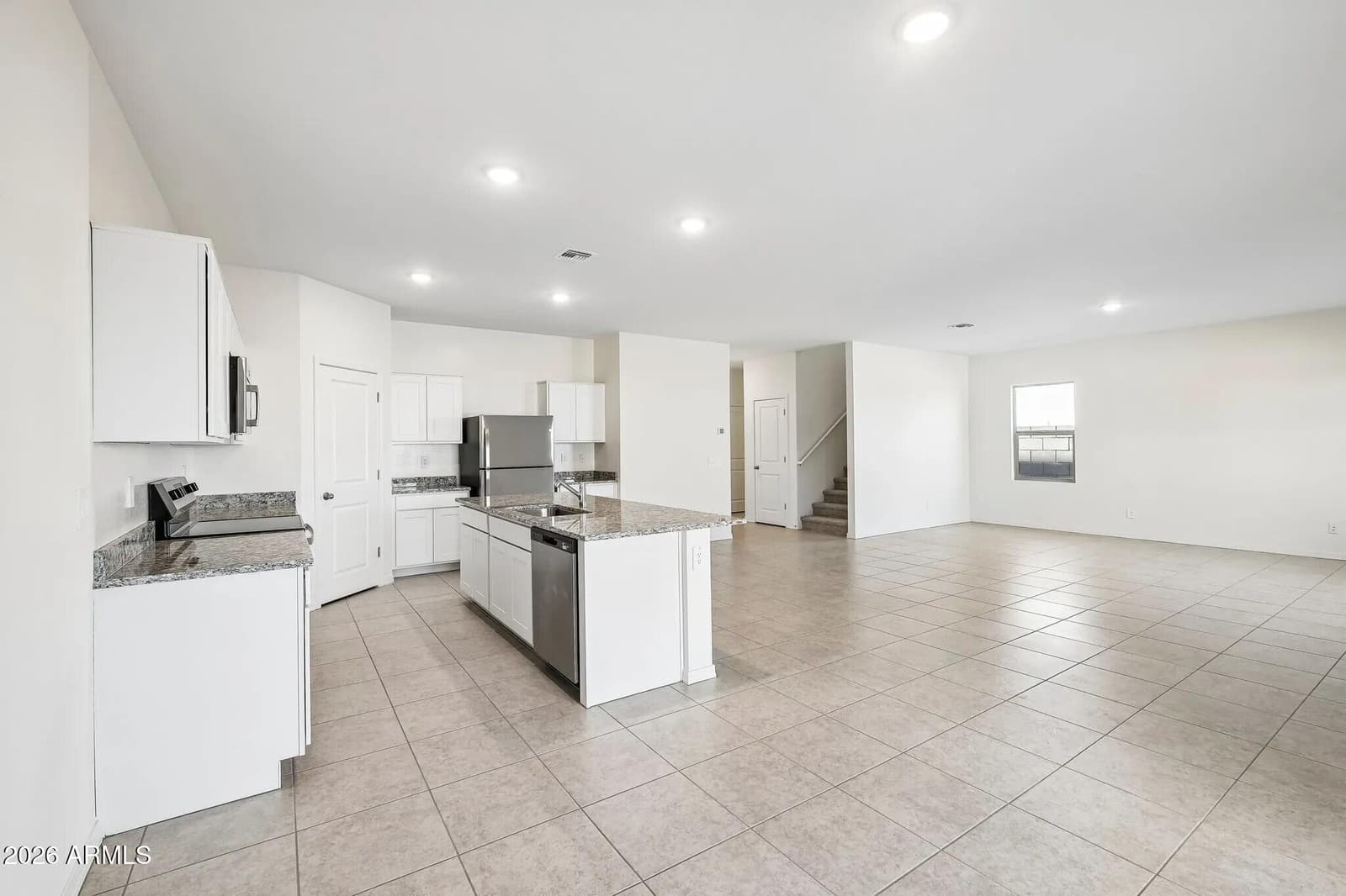 6614 S 78TH Lane, Laveen, AZ 85339 — photo 9 of 17
