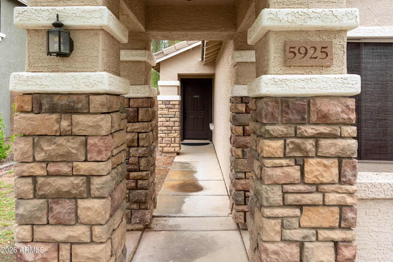 5925 S BANNING Street, Gilbert, AZ 85298 — photo 5 of 36
