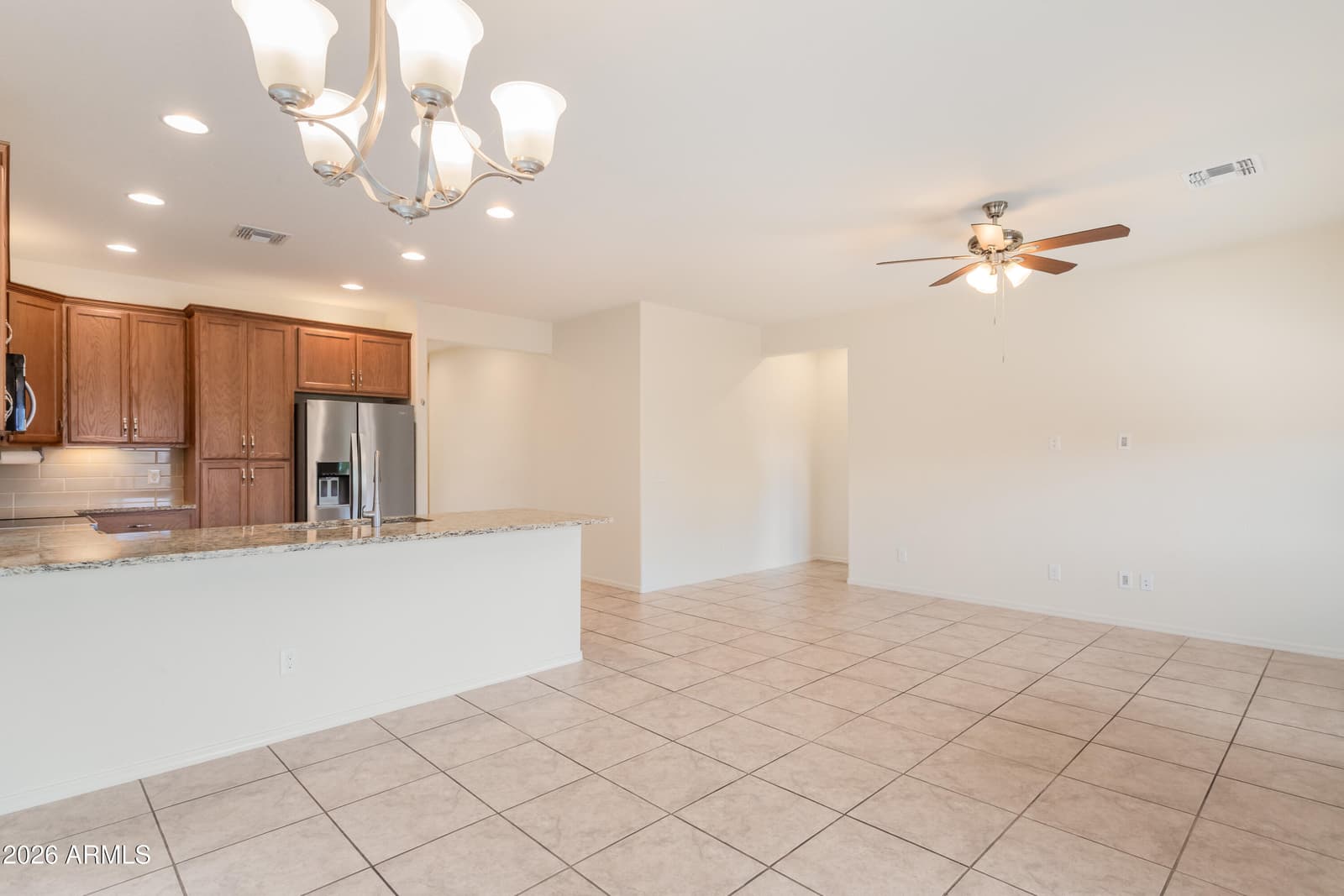 4336 DEANNA Drive, Sierra Vista, AZ 85650 — photo 8 of 34