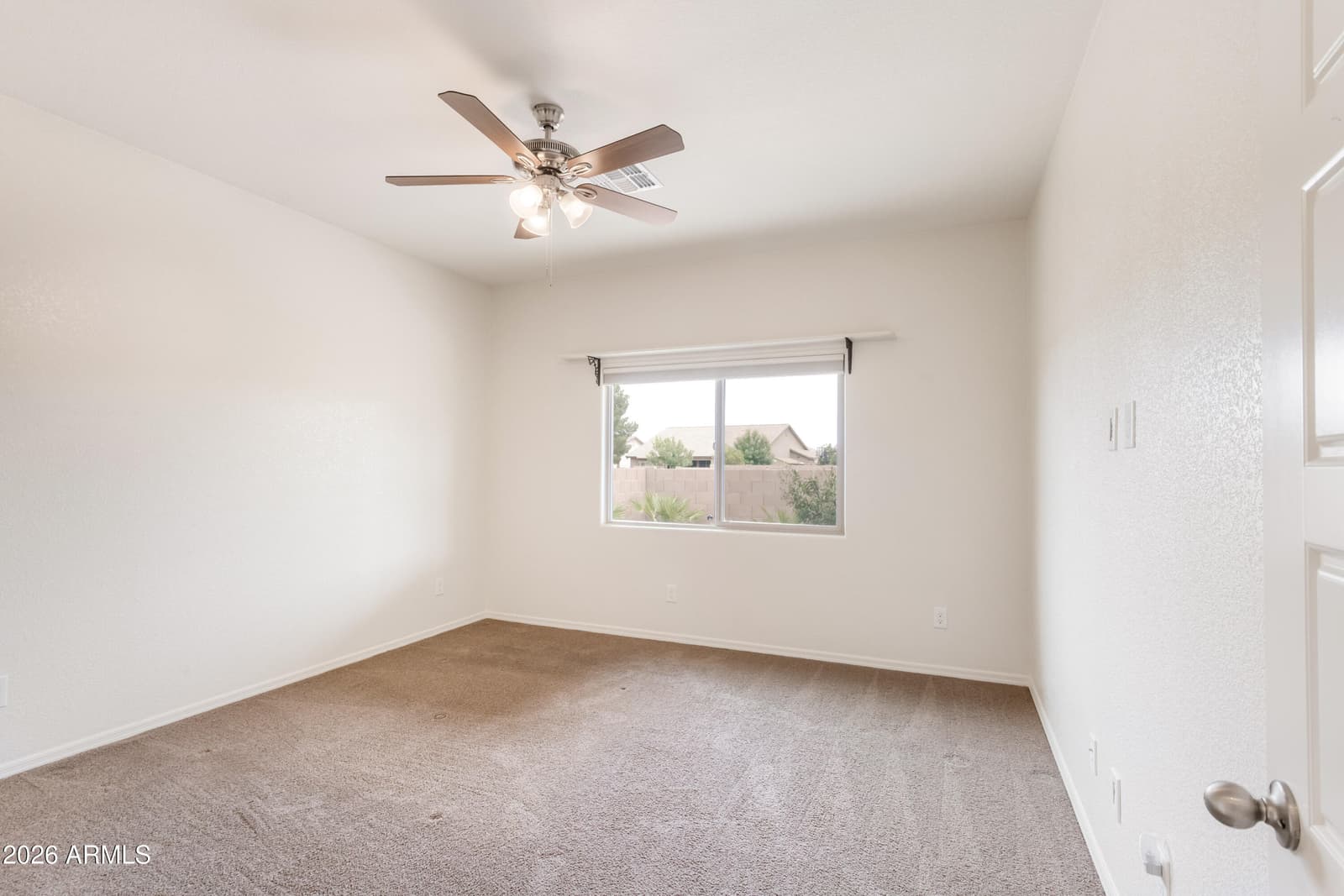 4336 DEANNA Drive, Sierra Vista, AZ 85650 — photo 13 of 34