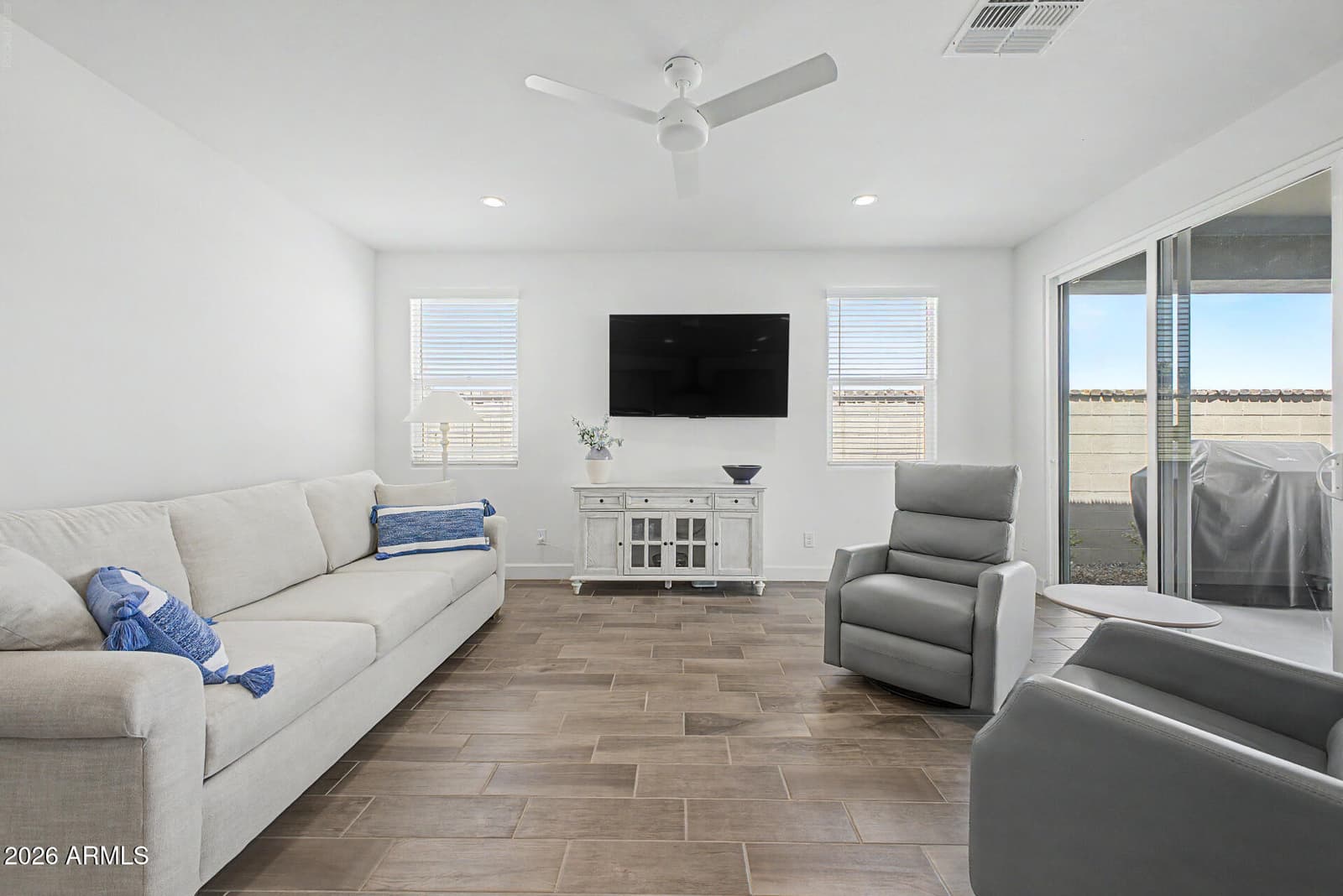 17440 W AUBURN Street, Surprise, AZ 85388 — photo 11 of 40
