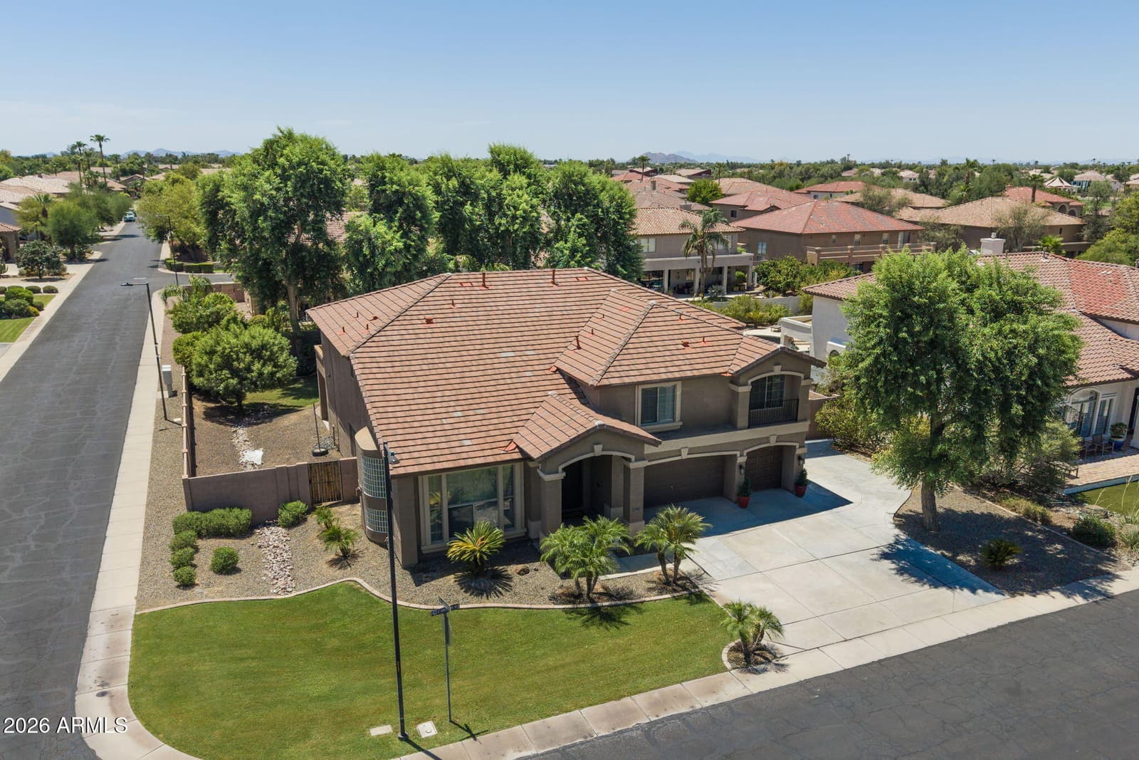 1711 E HORSESHOE Drive, Chandler, AZ 85249 — photo 70 of 75