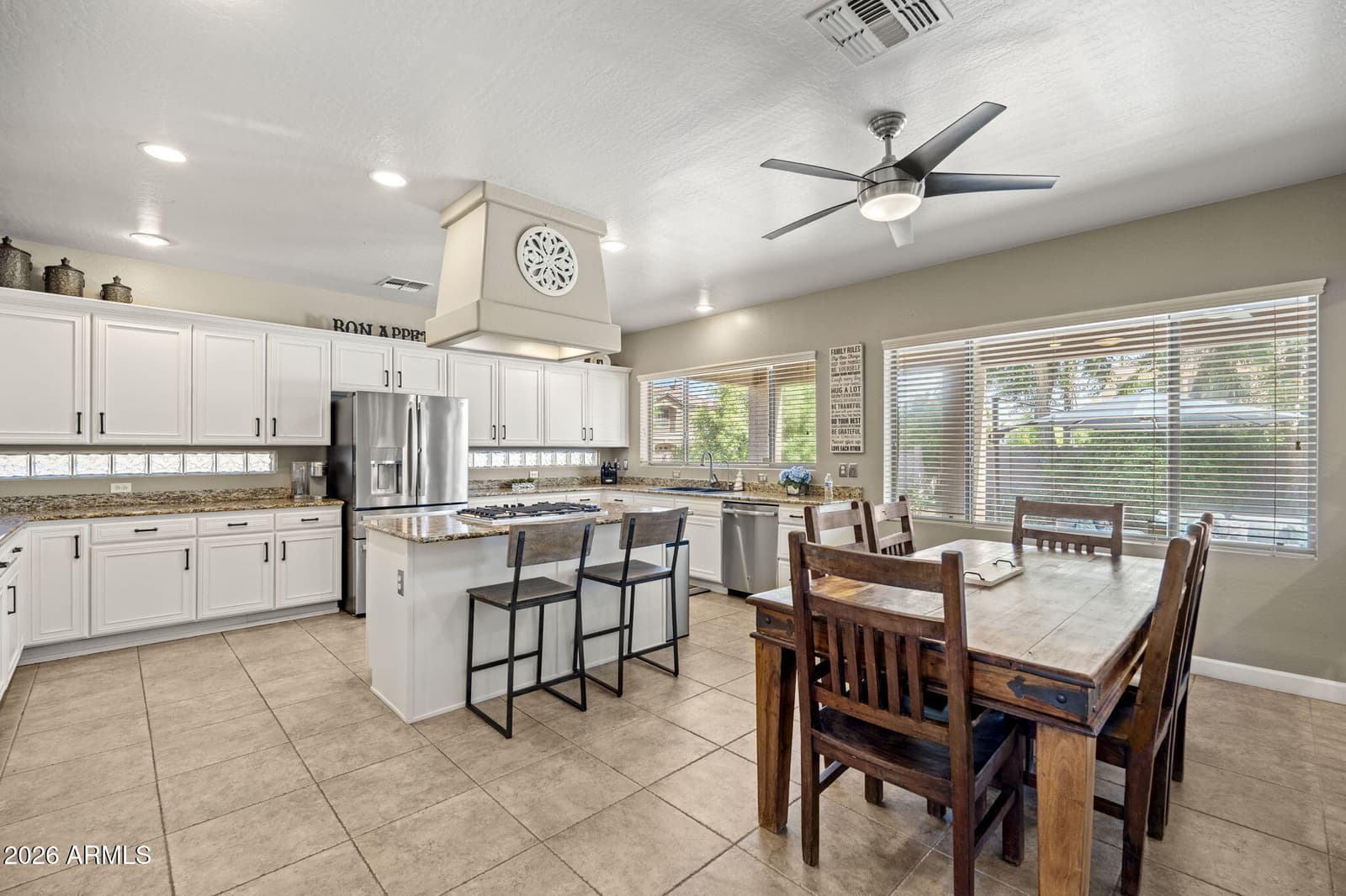 1711 E HORSESHOE Drive, Chandler, AZ 85249 — photo 24 of 75