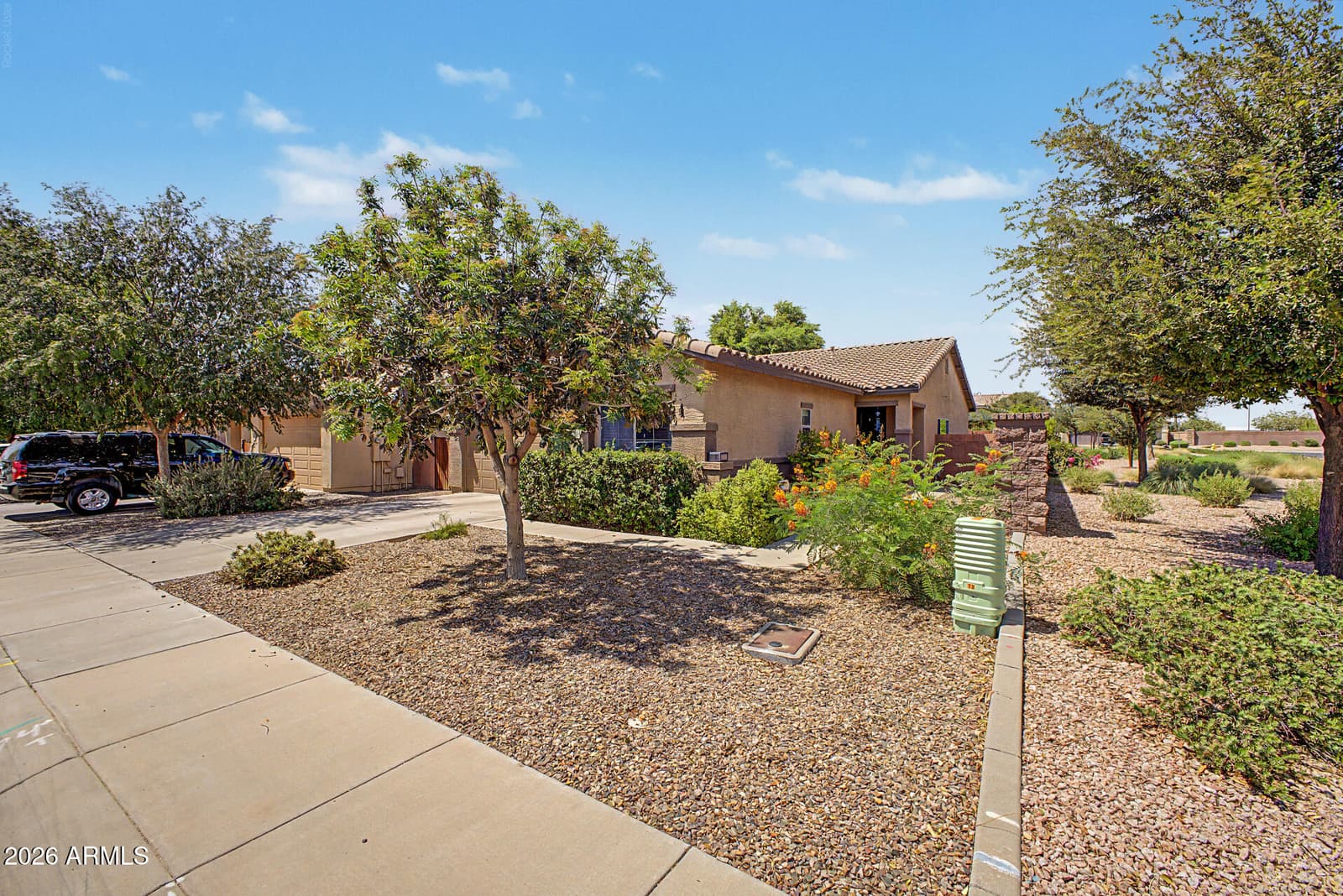 72 W DRAGON TREE Avenue, Queen Creek, AZ 85140 — photo 3 of 50