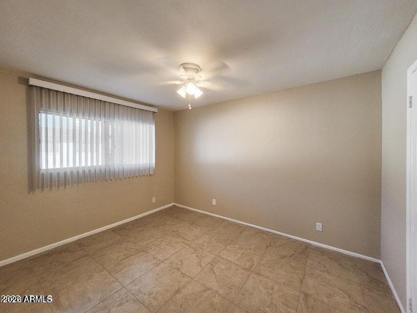 810 E Colter Street 34, Phoenix, AZ 85014 — photo 7 of 10