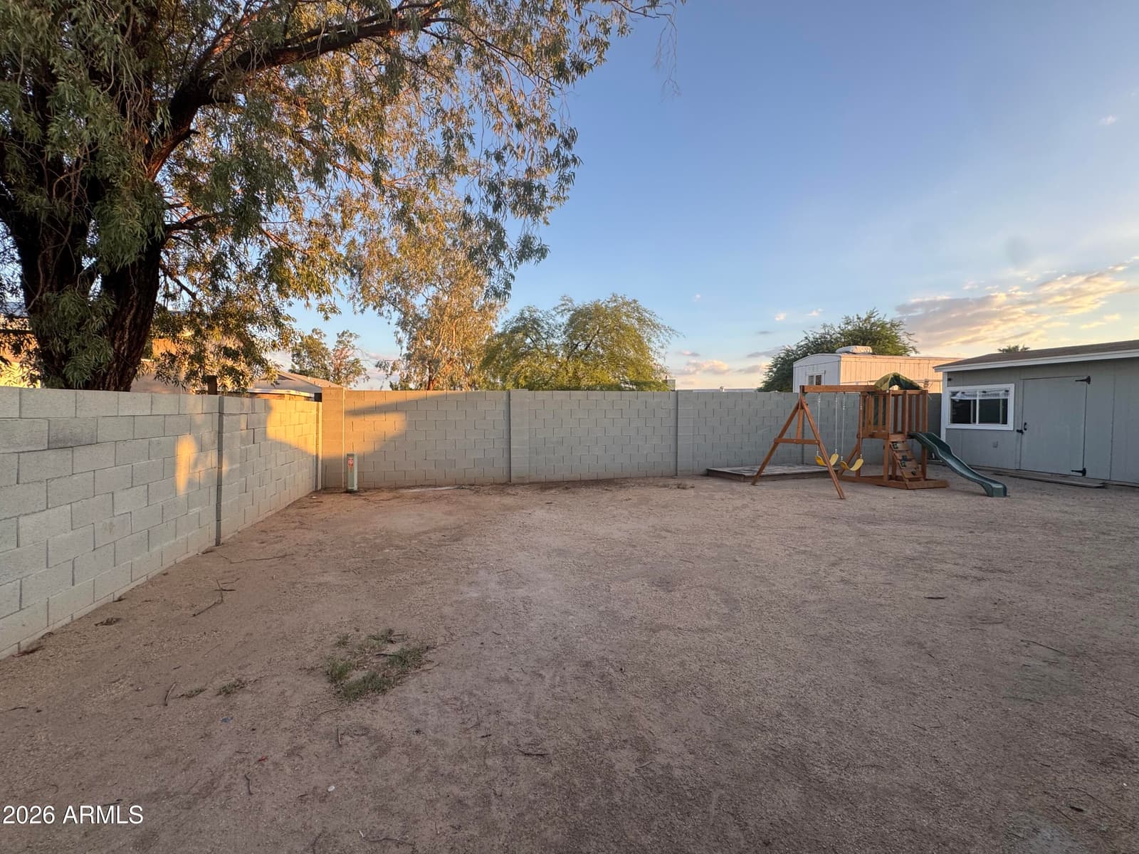 117 E VILLA THERESA Drive, Phoenix, AZ 85022 — photo 40 of 41
