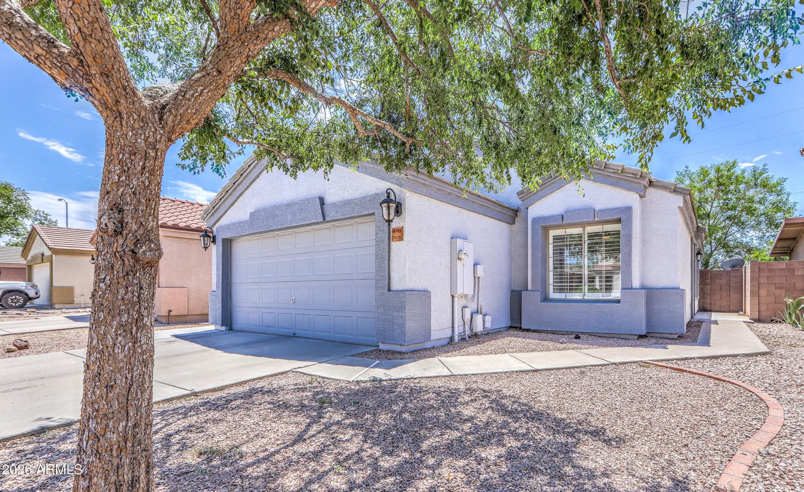 9745 E BUTTE Street, Mesa, AZ 85207 — photo 3 of 33