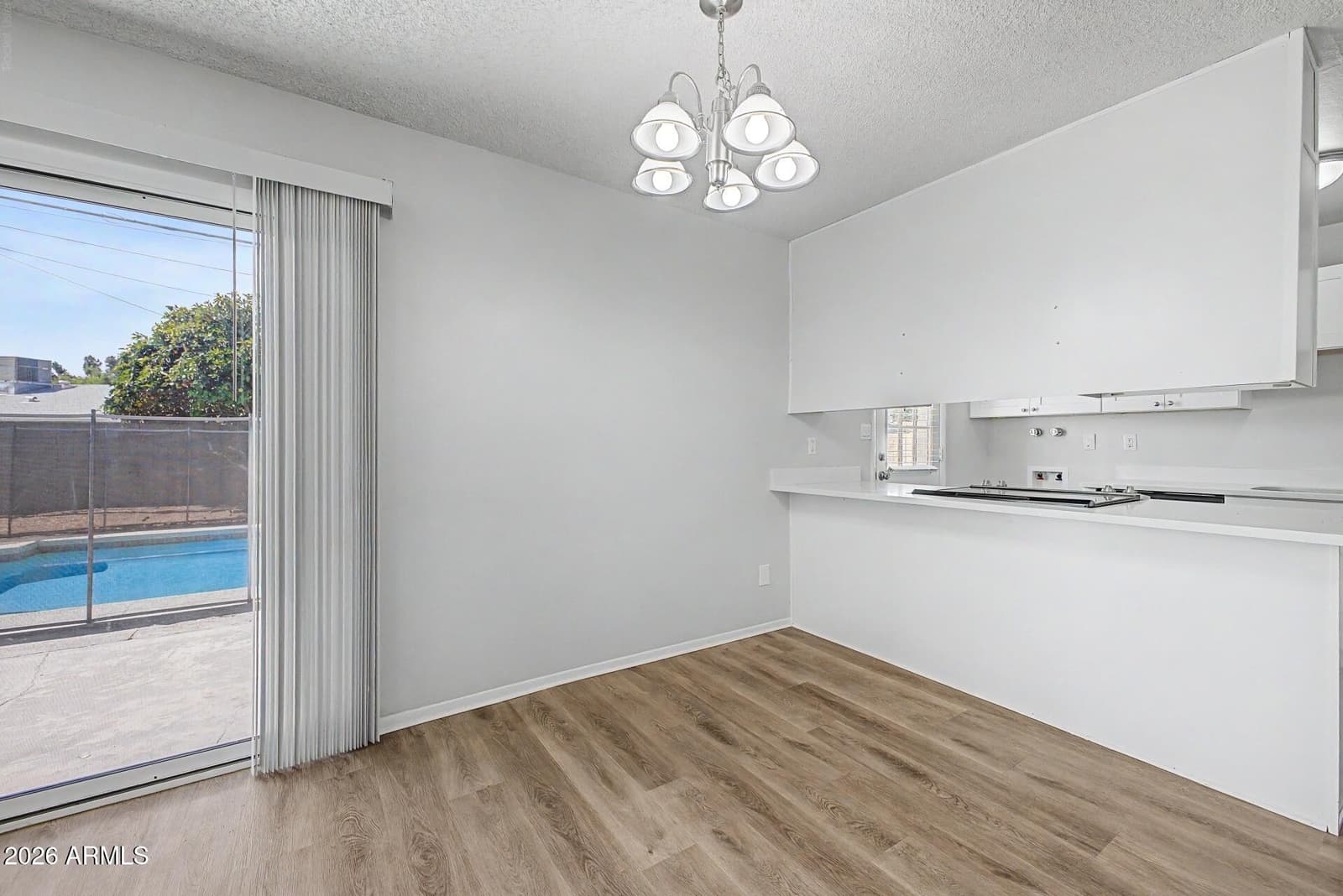 3731 W GLENN Drive, Phoenix, AZ 85051 — photo 10 of 37